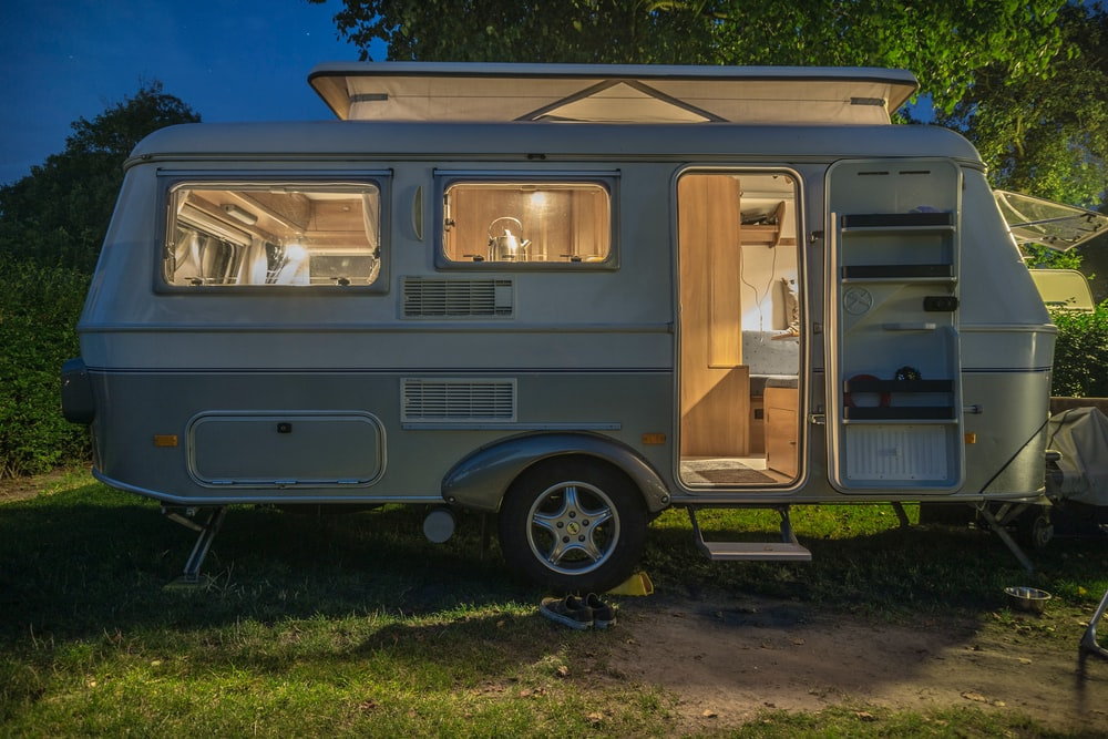 how to get a permit to move a mobile home
